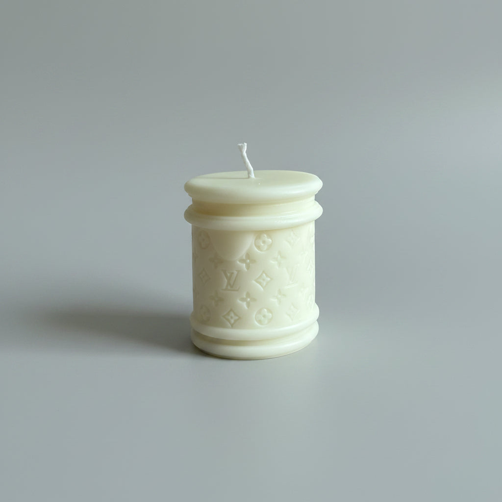 Bougie parfumée artisanale forme sac
cylindre mini crème