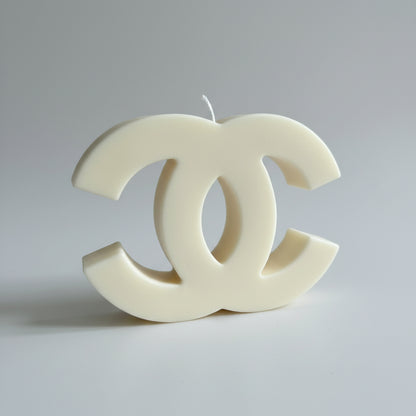 Bougie parfumée artisanale forme Logo C Grand crème
