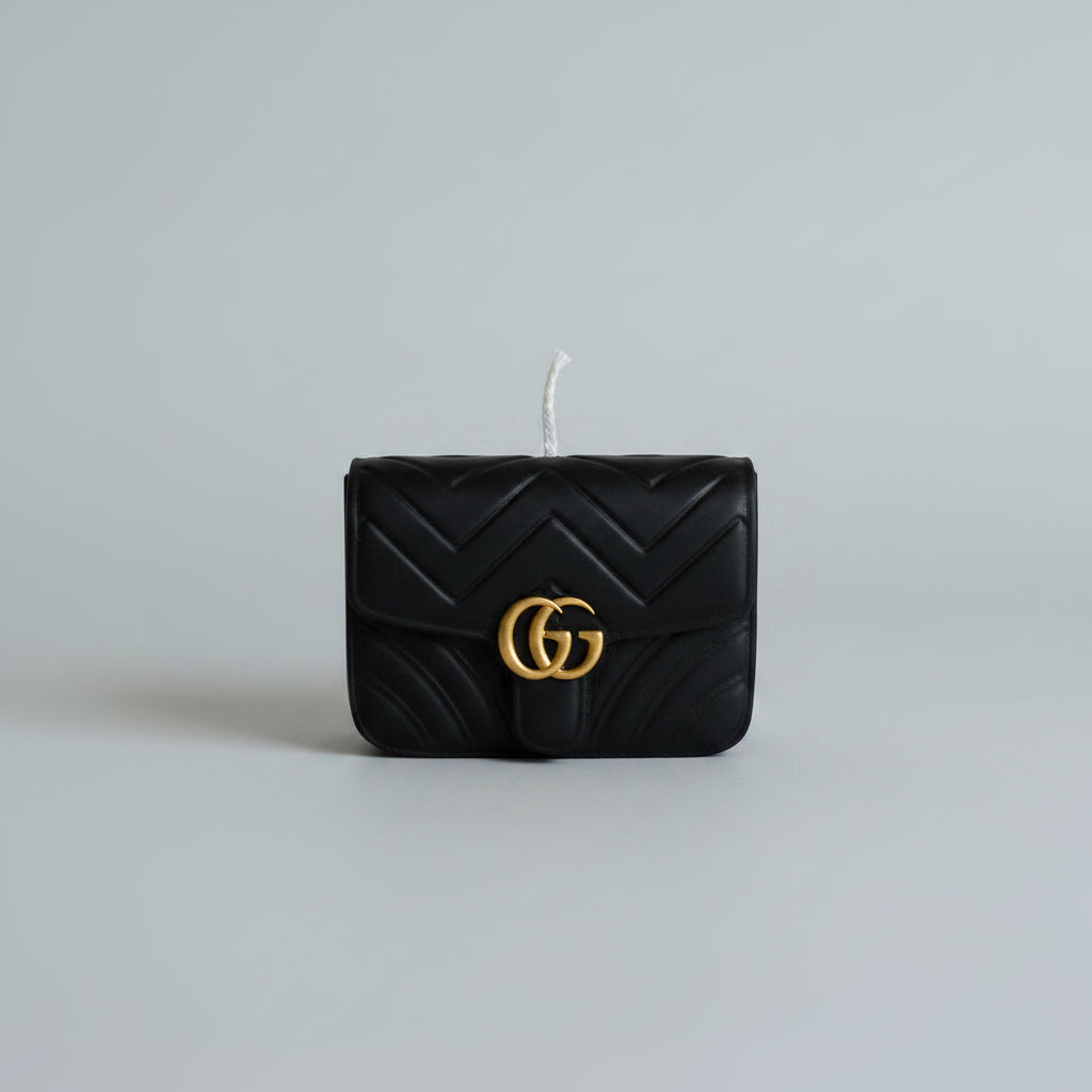 Bougie parfumée artisanale forme sac
gg mini noir