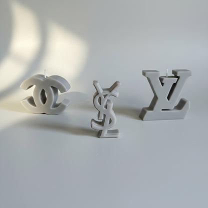 Bougie parfumée artisanale forme logo mini grise