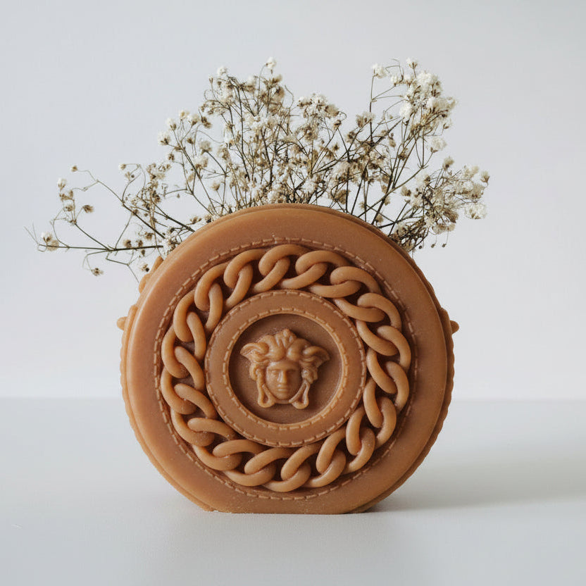 Bougie parfumée artisanale Sac rond Grand marron sur fond blanc